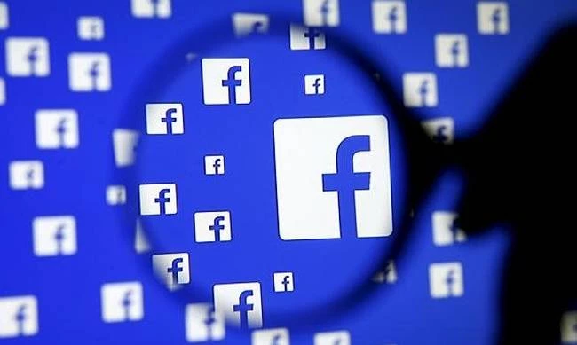 Facebook: Έλεγξε και εσύ μήπως δημοσιοποιήθηκαν οι «κρυφές» φωτογραφίες σου